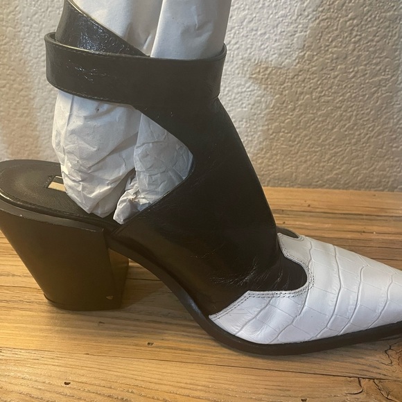 Top shop white and black leather pointy toe, ankle strap, western style - Picture 9 of 10